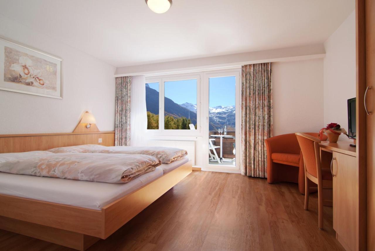Eden No. 7 Hotel